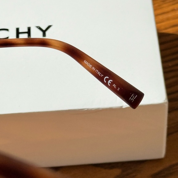 Givenchy GV 7162/S Gold/Grey Unisex Sunglasses - Picture 7 of 8